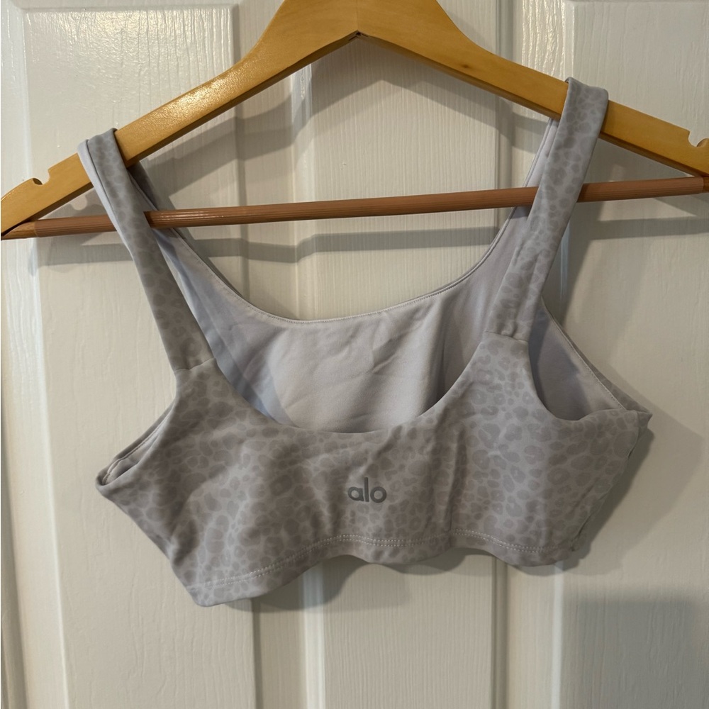 ALO Yoga Light Gray Leopard Sports Bra